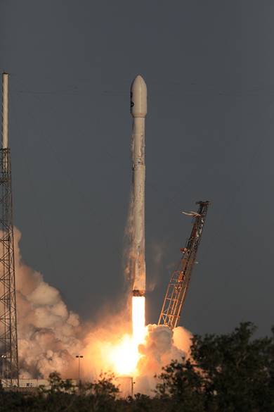 Falcon 9 TESS Launch View From Launch Pad 40, Photo Courtesy NASA