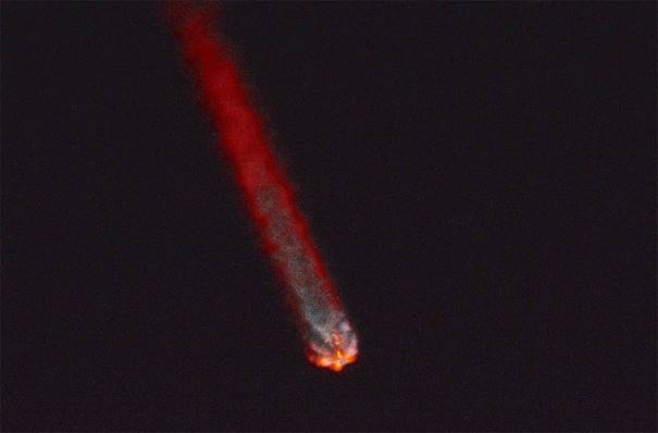 Falcon 9 Merah-Putih Main  Engine Cutoff, Photo Courtesy Lloyd Behrendt