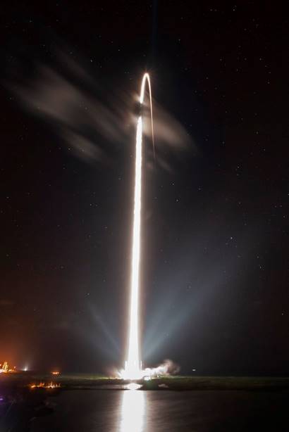 Falcon 9 Starlink-1 Launch Streak Shot, Photo Courtesy SpaceX