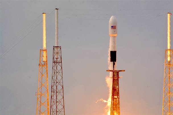 Falcon 9 AMOS-17 Launch, Photo Courtesy Lloyd Behrendt/Spaceline