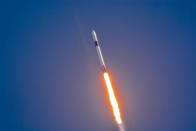 Falcon 9 CRS-19 In Flight, Photo Courtesy Lloyd Behrendt/Spaceline