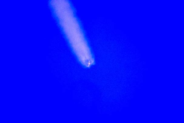 Falcon 9 Starlink At Booster Engine Cutoff, Photo Courtesy Lloyd Behrendt/Spaceline