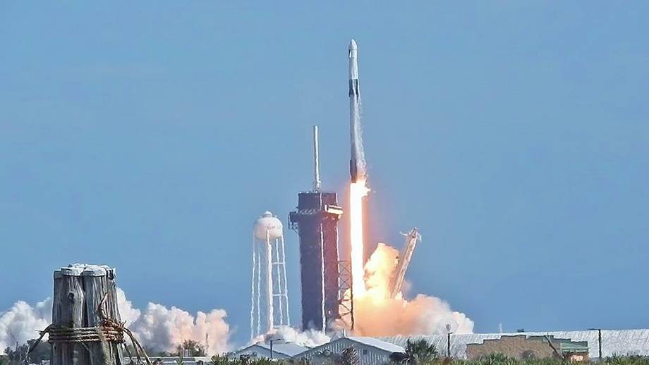 Falcon 9 CRS-21 Launch, Photo Courtesy Liz Allen Spaceline

