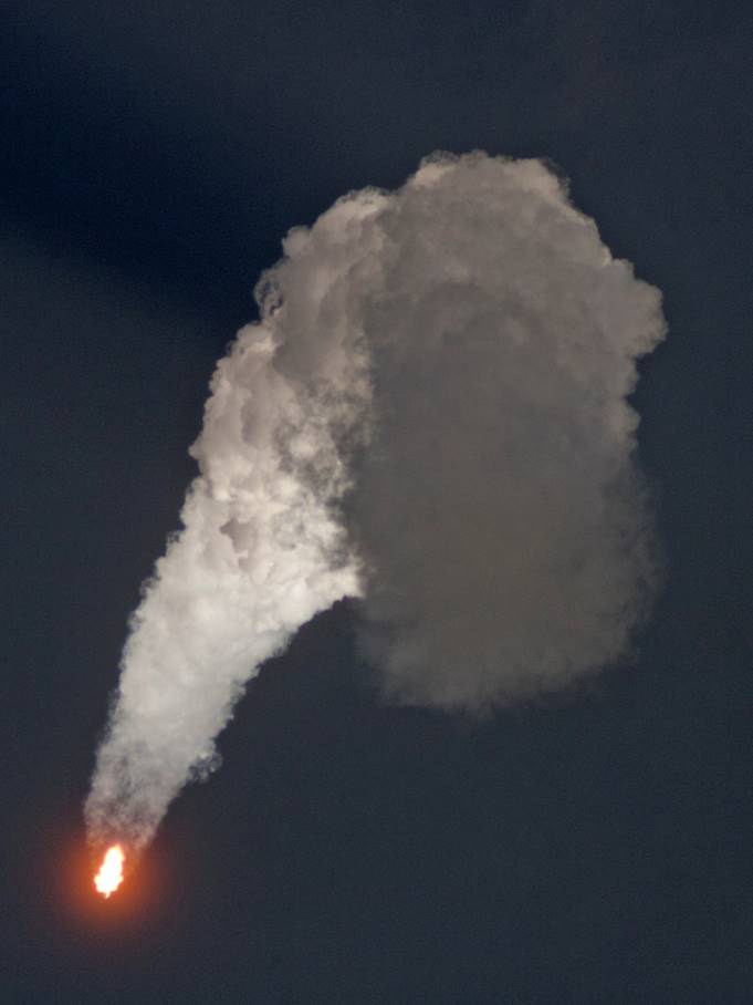 Falcon 9 Starlink Ascent, Photo Courtesy Liz Allen, Spaceline