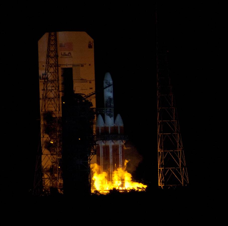 Delta IV Heavy Launch Pad Abort, Photo Courtesy Liz Allen, Spaceline