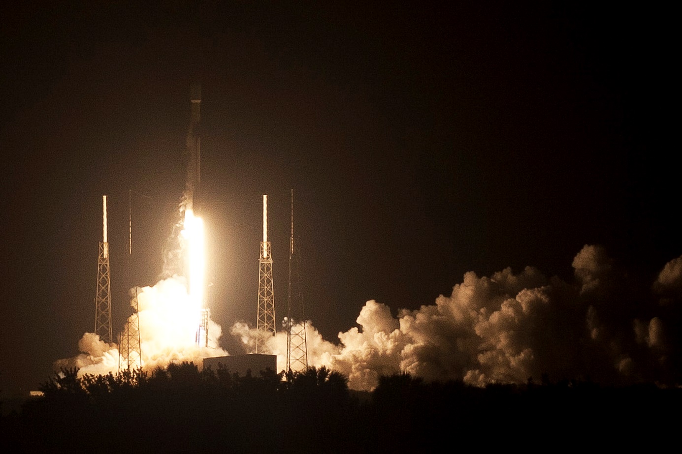 Falcon 9 Starlink V1.0-L24 Launch, Photo Courtesy Carleton Bailie Spaceline