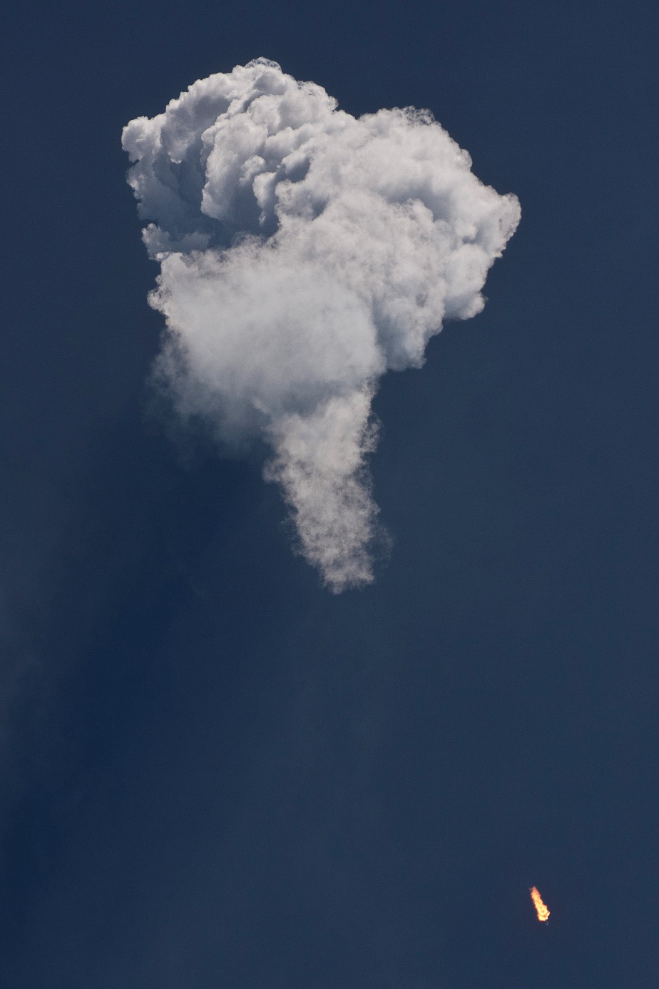Falcon 9 GPS III-SV05 Downrange, Photo Courtesy Carleton Bailie-Spaceline