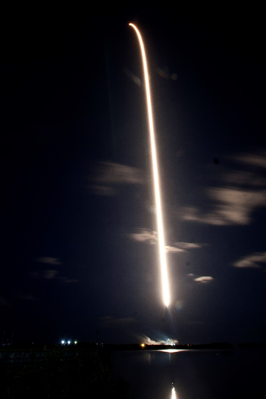 Falcon 9 Inspiration4 Streak Shot, Photo Courtesy Carleton Bailie, Spaceline