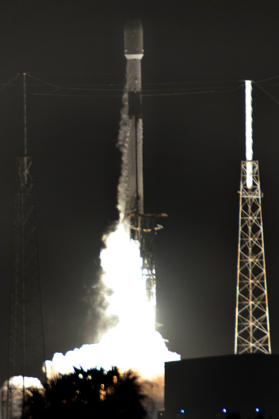 Falcon 9 Turksat-5B Launch, Photo Courtesy Carleton Bailie, Spaceline
