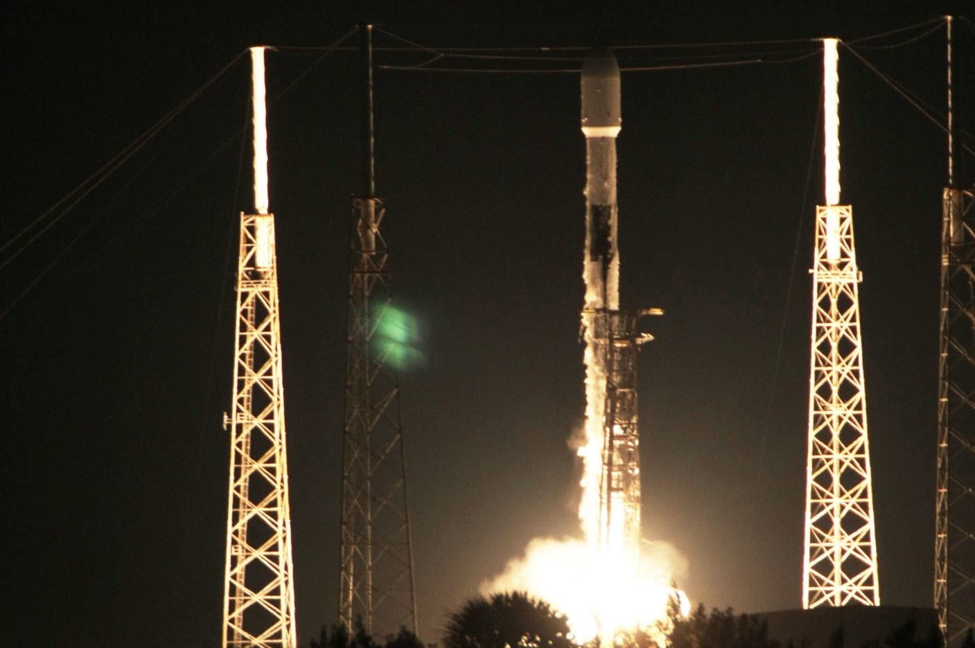 Falcon 9 Starlink 4-3 Launch, Photo Courtesy Buck Bailie, Spacelne