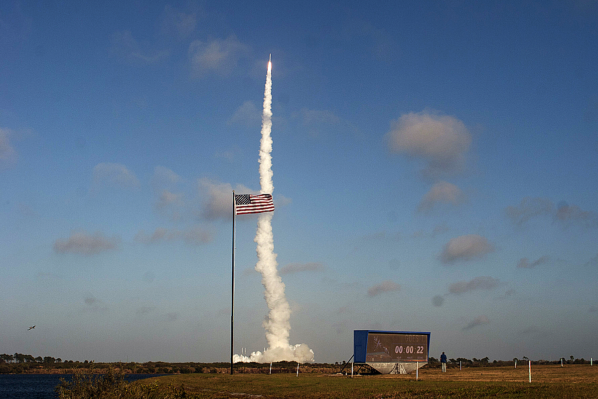 Atlas V GOES-T Launch, Photo Courtesy Carleton Bailie, Spaceline