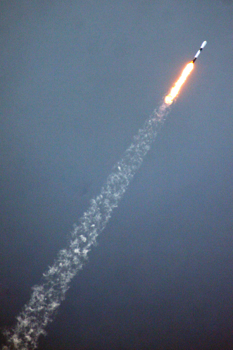 Falcon 9 Nilesat 301 Downrange, Photo Courtesy Carleton Bailie, Spaceline
