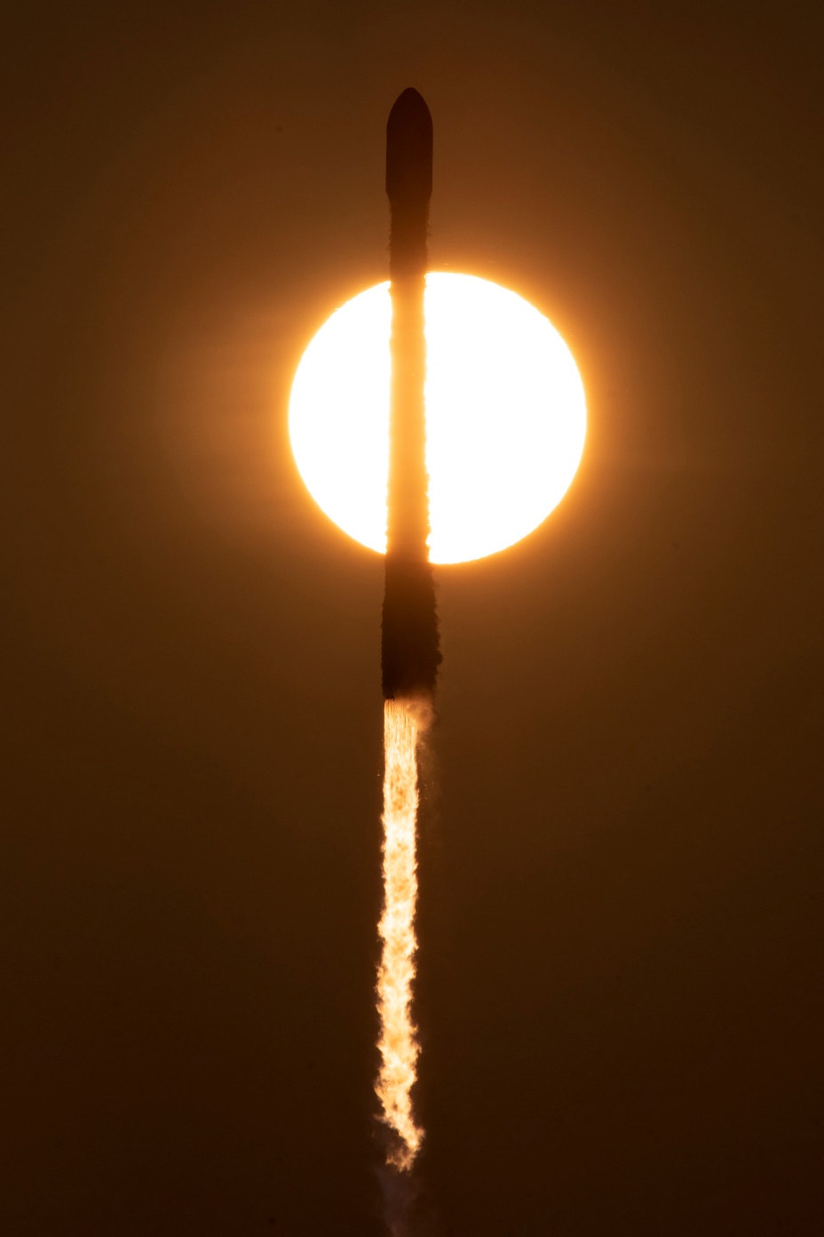 Falcon 9 Starlink 4-18 Launch, Photo Courtesy SpaceX