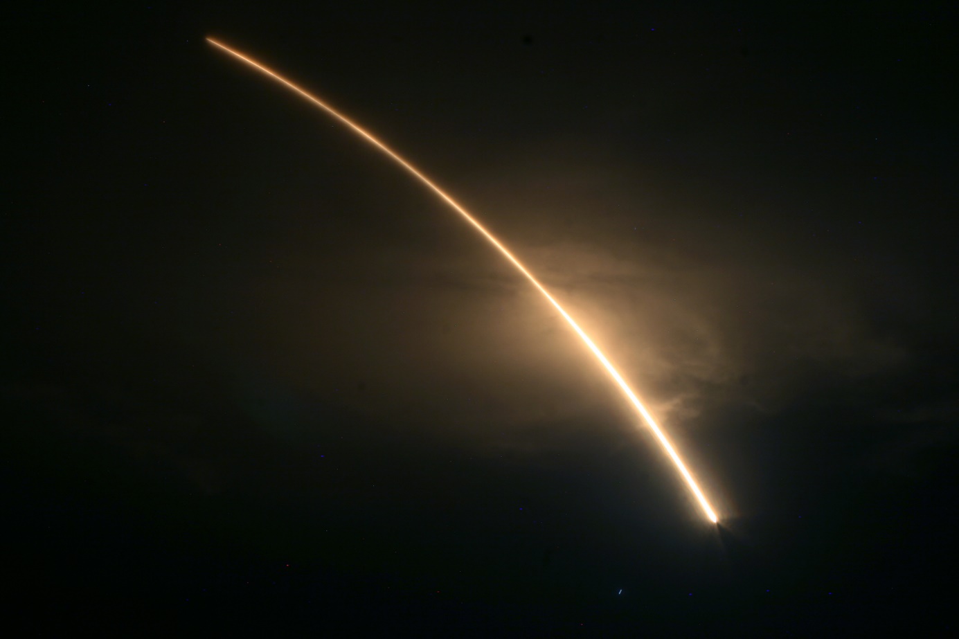 Falcon 9 Starlink 4-20 Streak Shot, Photo Courtesy Carleton Bailie, Spaceline