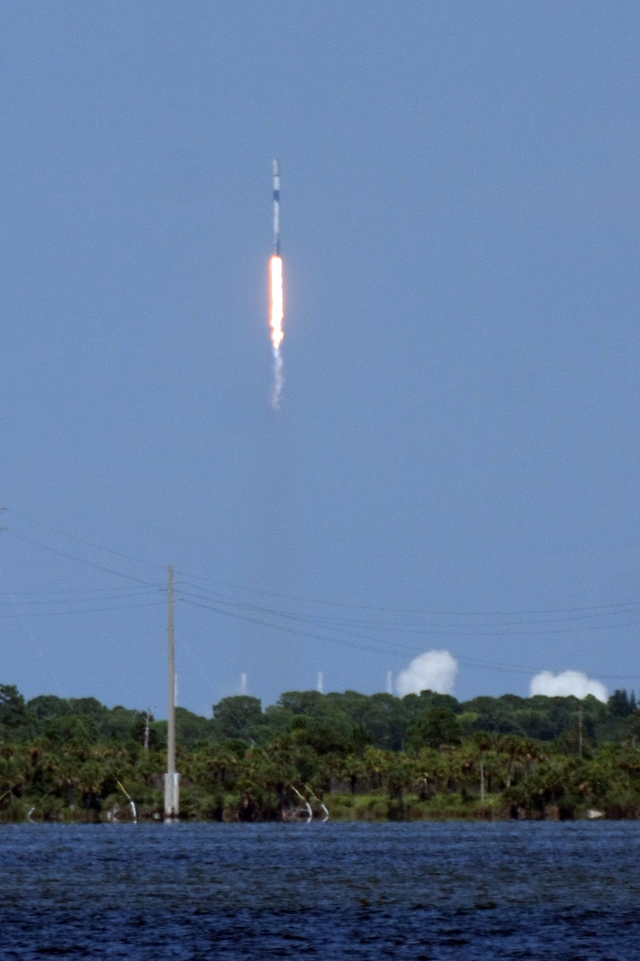 Falcon 9 Starlink 4-27 Launch, Photo Courtesy Carleton Bailie, Spaceline