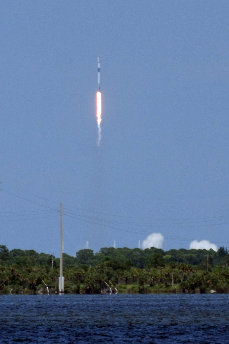 Falcon 9 Starlink 4-27 Launch, Photo Courtesy Carleton Bailie, Spaceline