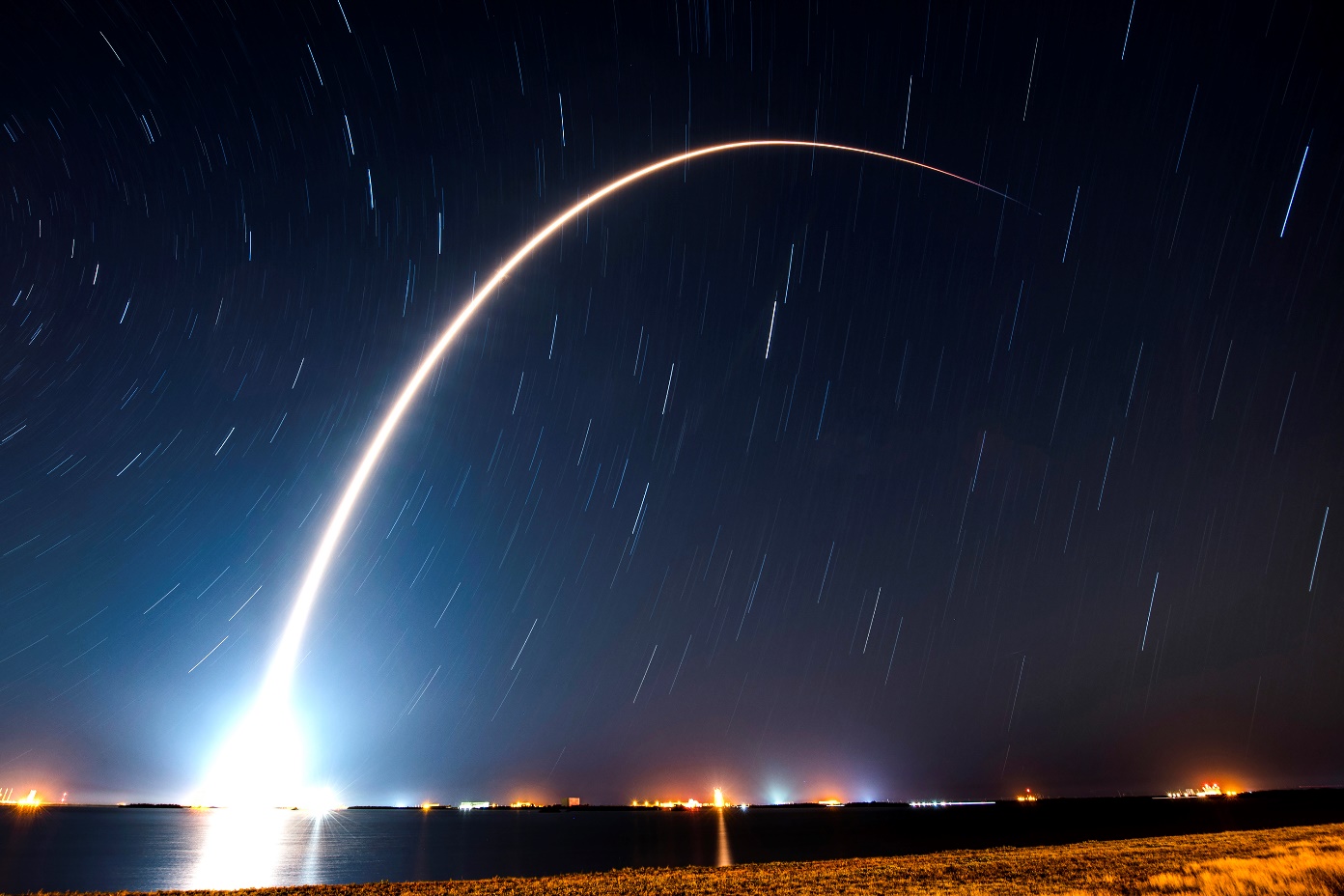 Falcon 9 Starlink 5-1 Streak Shot, Photo Courtesy SpaceX