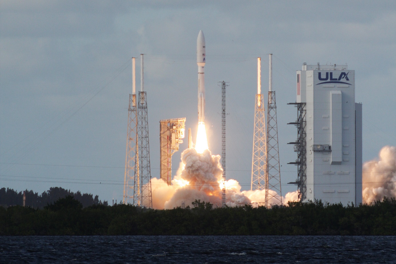 Atlas V SES-20,SES-21 Launch, Photo Courtesy Carleton Bailie,Spaceline