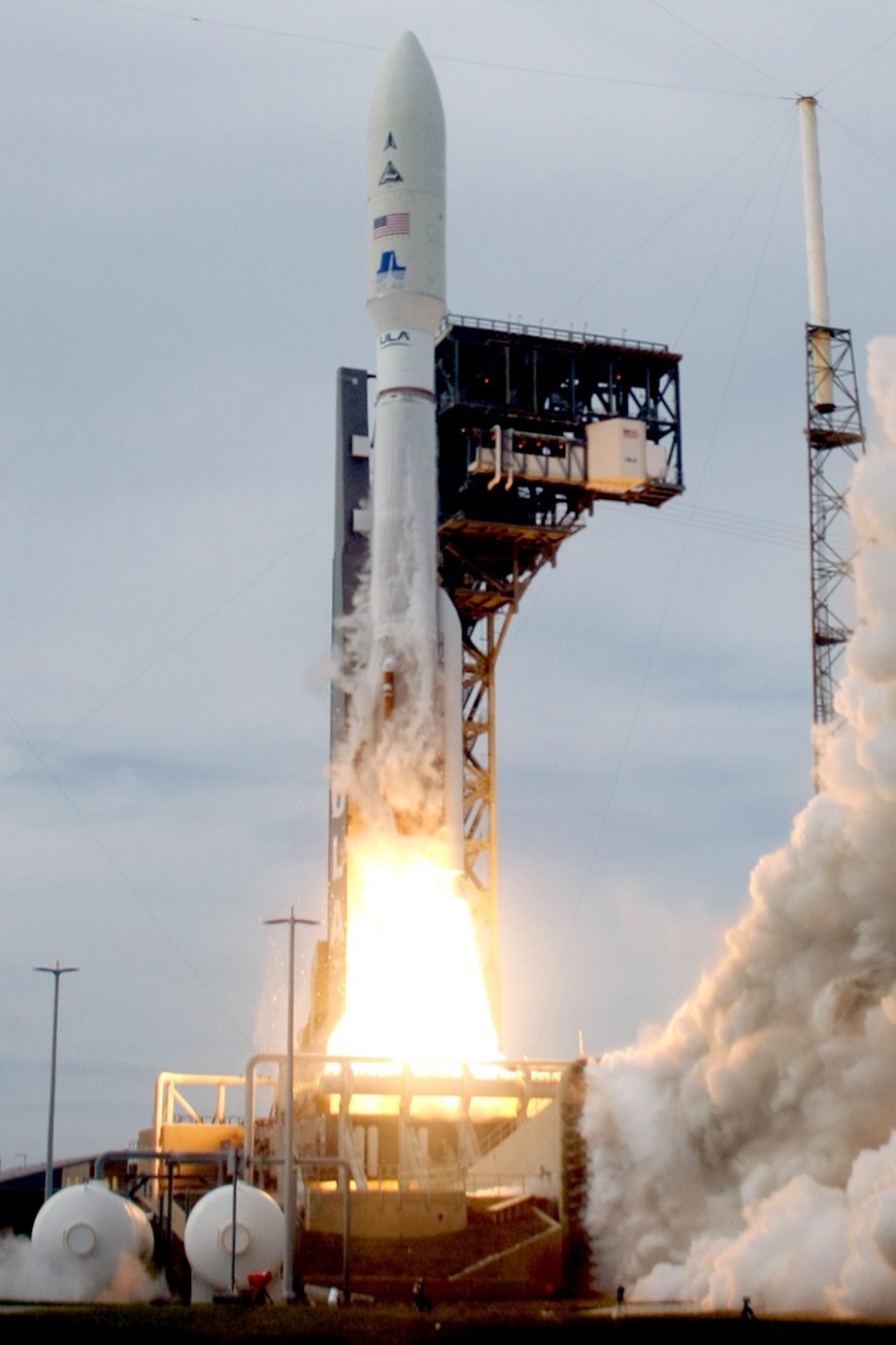 Atlas V USSF-8 Launch, Photo Courtesy Carleton Bailie-Spaceline