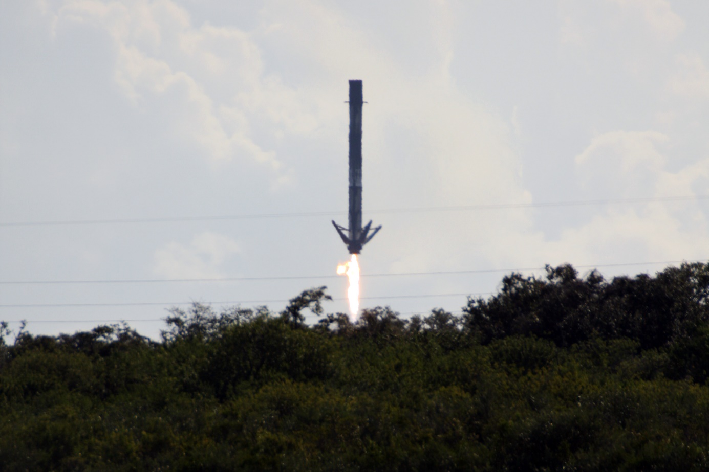 Falcon 9 First Stage Approaches Landing, Photo Courtesy Carleton Bailie-Spaceline