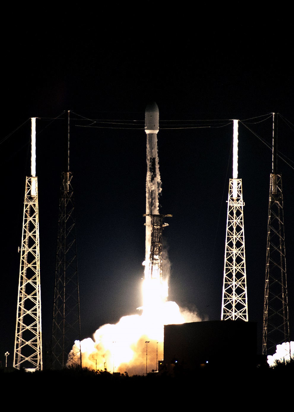 Falcon 9 OneWeb-16 Launch, Photo Courtesy Carleton Bailie,Spaceline